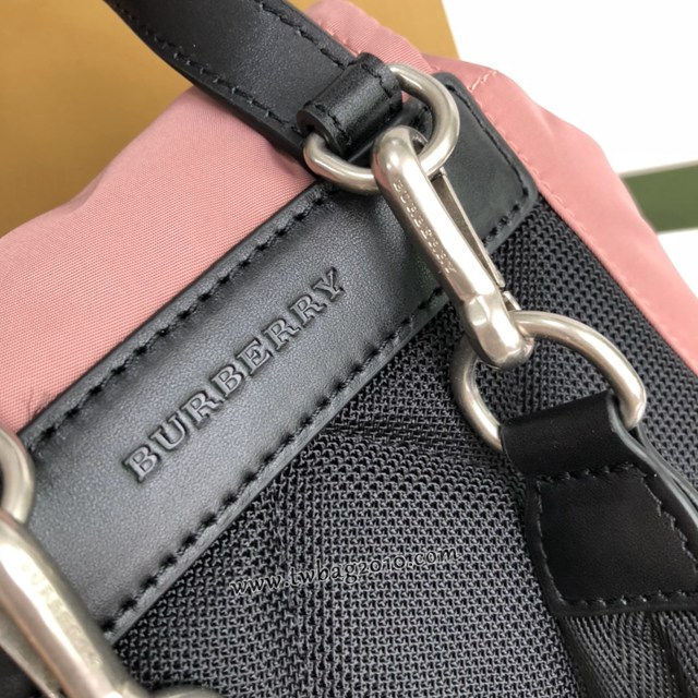 Burberry專門店新款小號軍旅背包 巴寶莉尼龍布女士雙肩背包 yxb1247